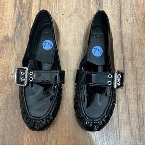 UGG Black Patent Leather Buckle Loafer, Size 7.5